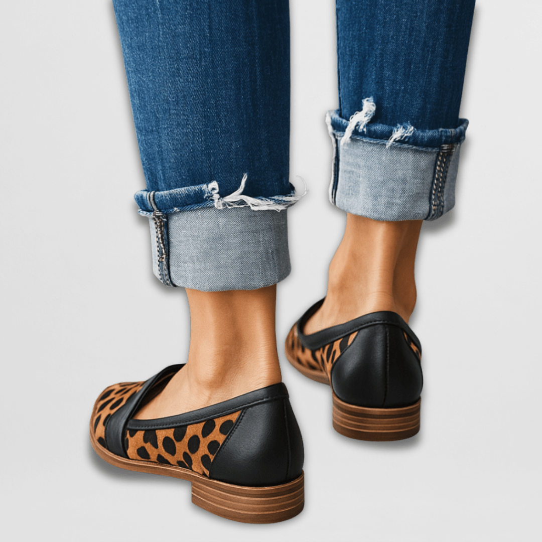 Benthe | Dames Puntige Teen Suède Loafers Elegant